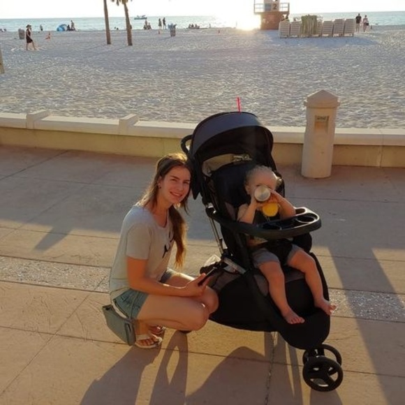 Meet your Posher, Lianne - Picture 1 of 1